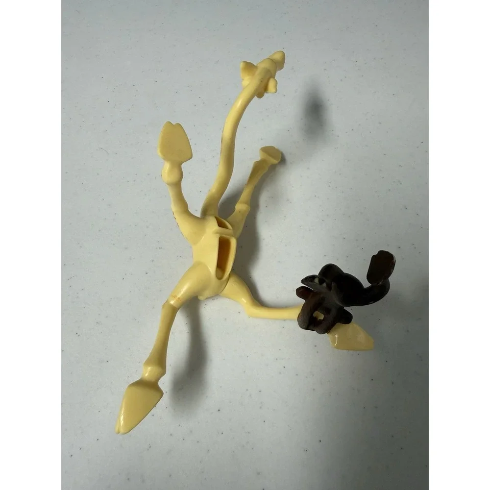 2012 Madagascar 3 Melman Giraffe & Monkey McDonalds Happy Meal #6 Caketopper